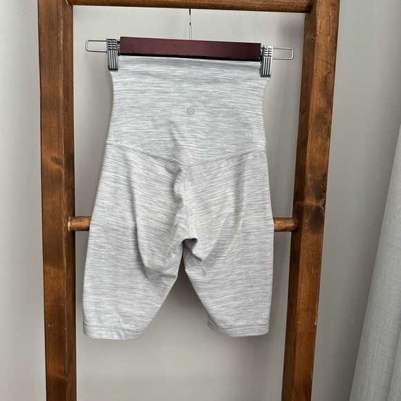 Lululemon Align Short High Rise 10” - Picture 5 of 9